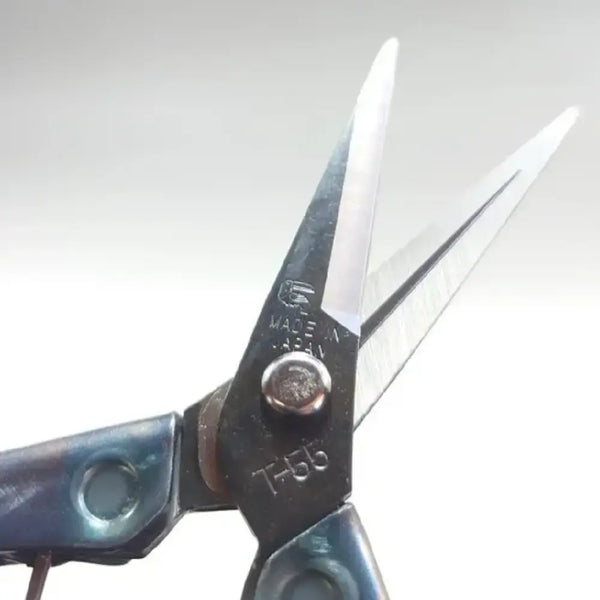 Chikamasa-Pruning-Shears-Japanese-Hand-Pruners-T-550S-5-2026-04-09T07:30:09.214Z.webp