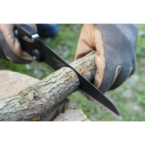 Saboten-Black-Jaws-Pocket-Sized-Folding-Pruning-Saw-130mm-4-2024-12-06T00:05:25.700Z.webp