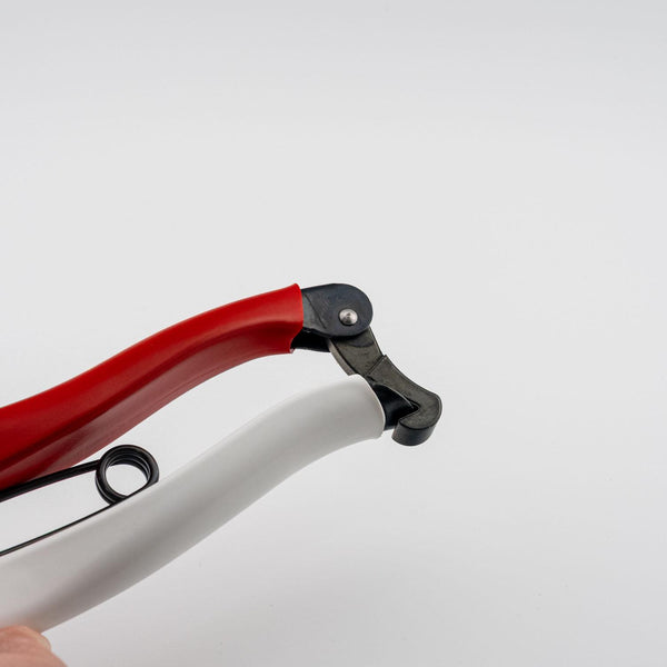 Okatsune-Secateurs-Japanese-Pruning-Shears-200mm-103-2-2025-11-06T04:56:04.837Z.jpg