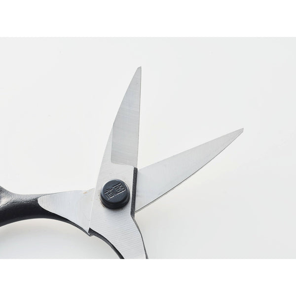 P-6-OKAT-GARSCI-201-Okatsune Garden Shears Japanese Bonsai Scissors 210mm-2023-09-26T15:19:06.jpg