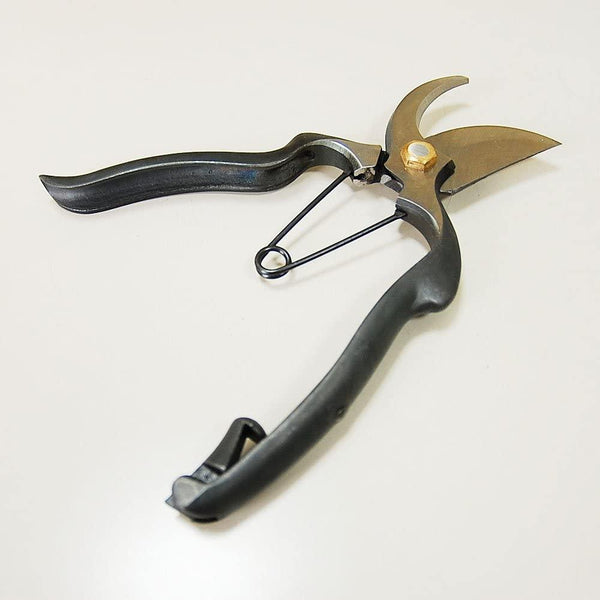 Toyama-Hamono-Hidehisa-Secateurs-YP200-Pruning-Shears-T-13-2-2026-06-15T01:05:32.739Z.jpg