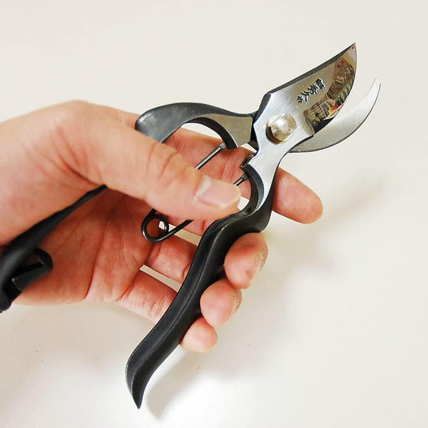 Toyama-Hamono-Hidehisa-Secateurs-YP200-Pruning-Shears-T-13-6-2026-06-15T01:05:32.747Z.jpg